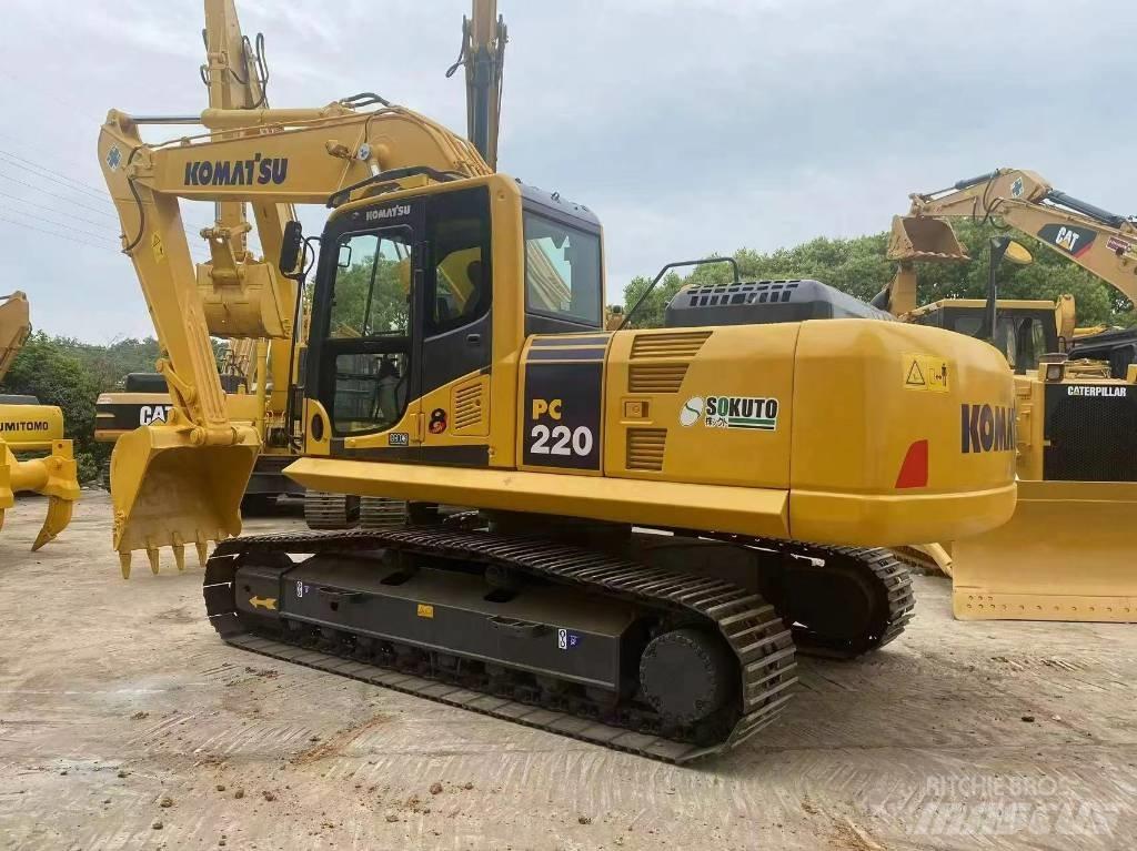 Komatsu PC220LC-8 Excavatoare pe șenile
