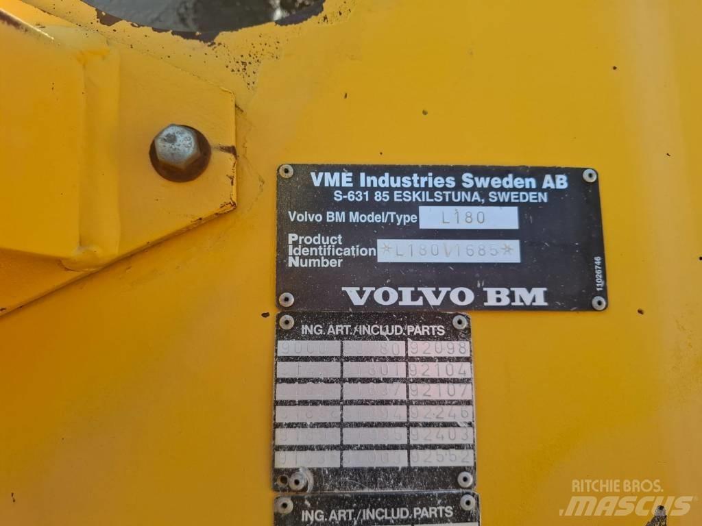 Volvo L 180 Incarcator pe pneuri
