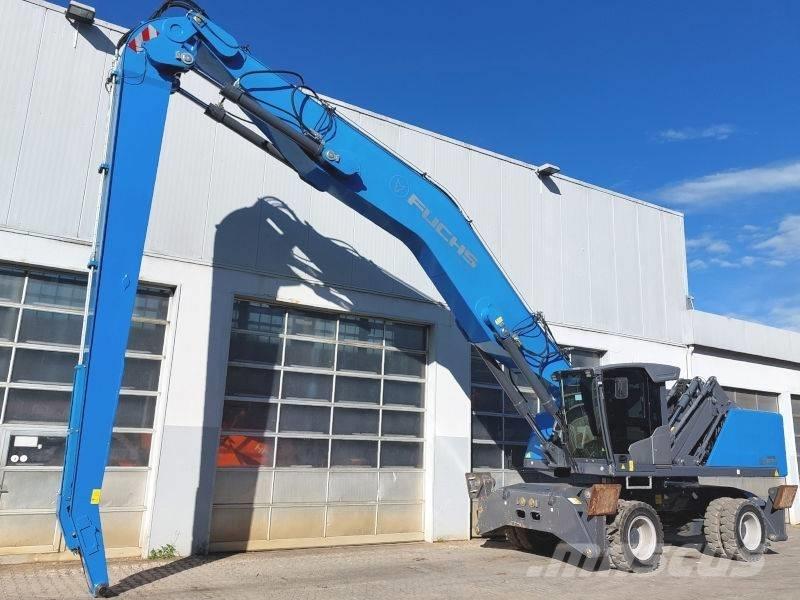 Fuchs MHL 360 F Paleta de manipulare