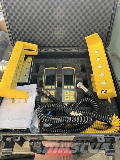 CAT AP 655D Pavatoare asfalt