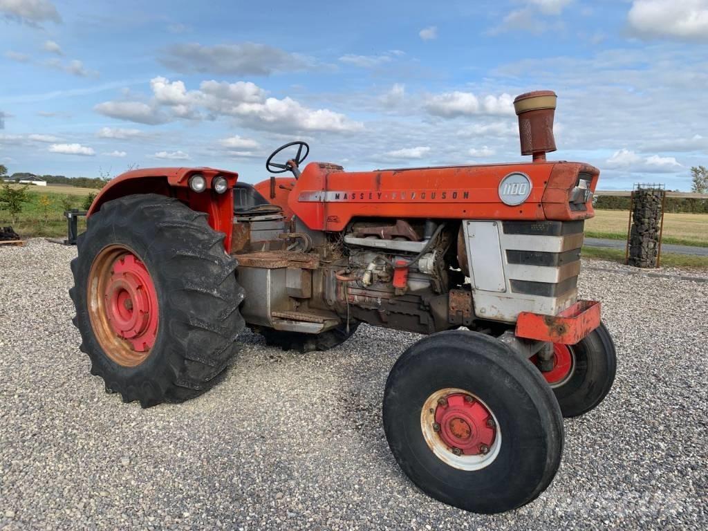 Massey Ferguson 1100 Tractoare