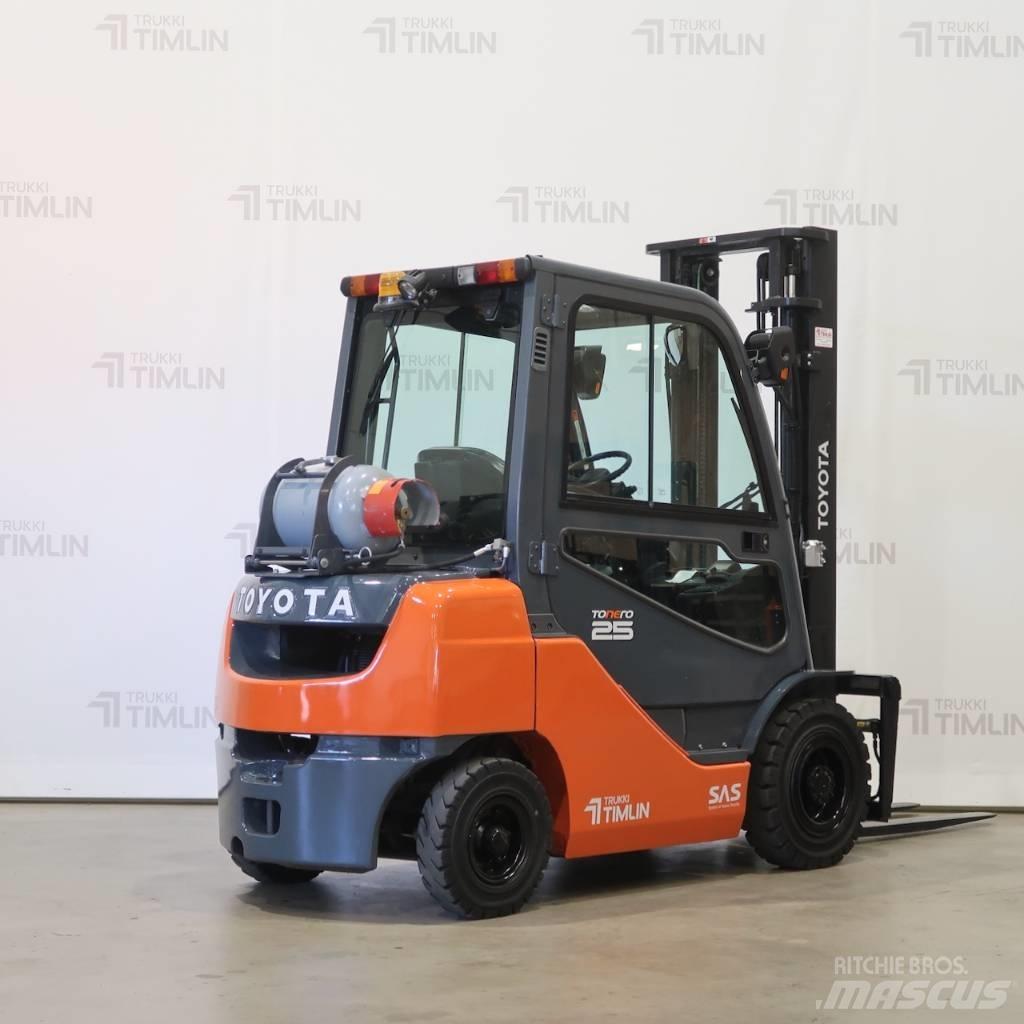 Toyota 02-8FGF25 Stivuitor GPL