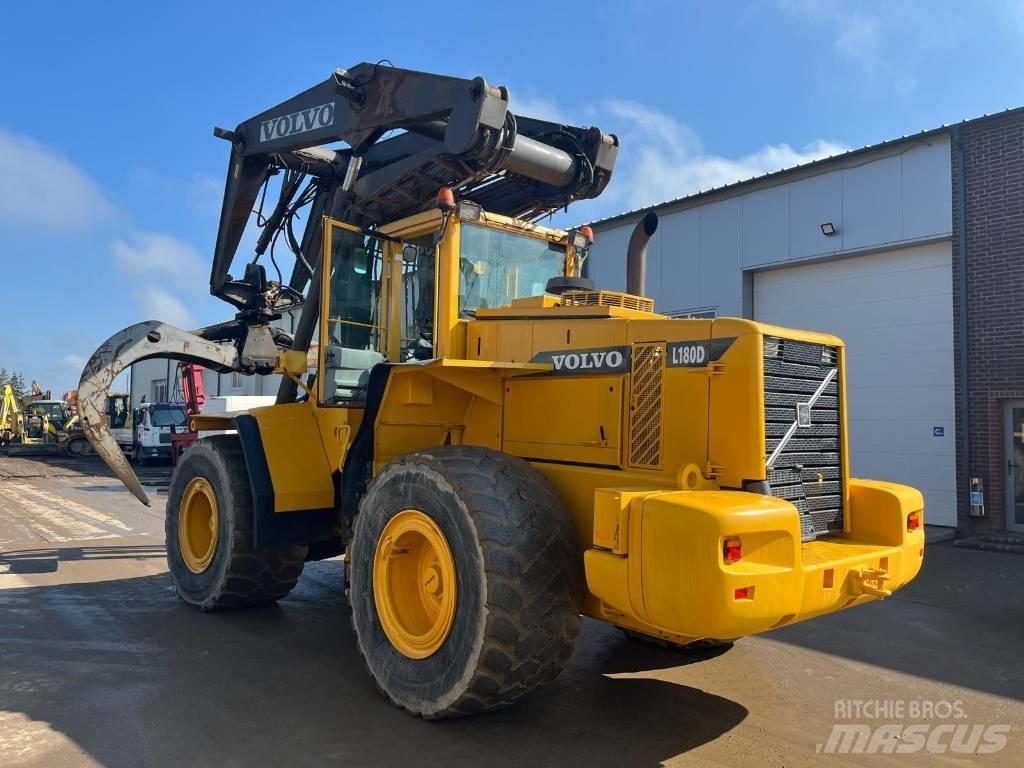 Volvo L 180 D Incarcator pe pneuri