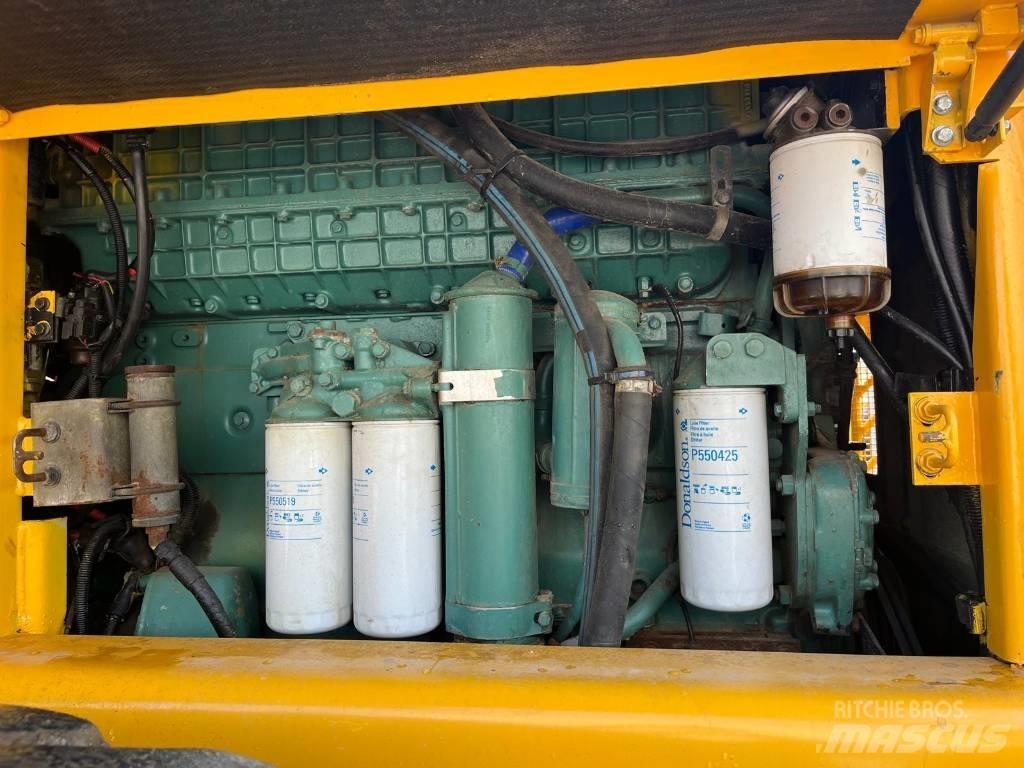 Volvo L 180 D Incarcator pe pneuri