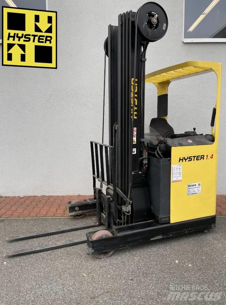 Hyster R1.4H Stivuitor cu catarg retractabil