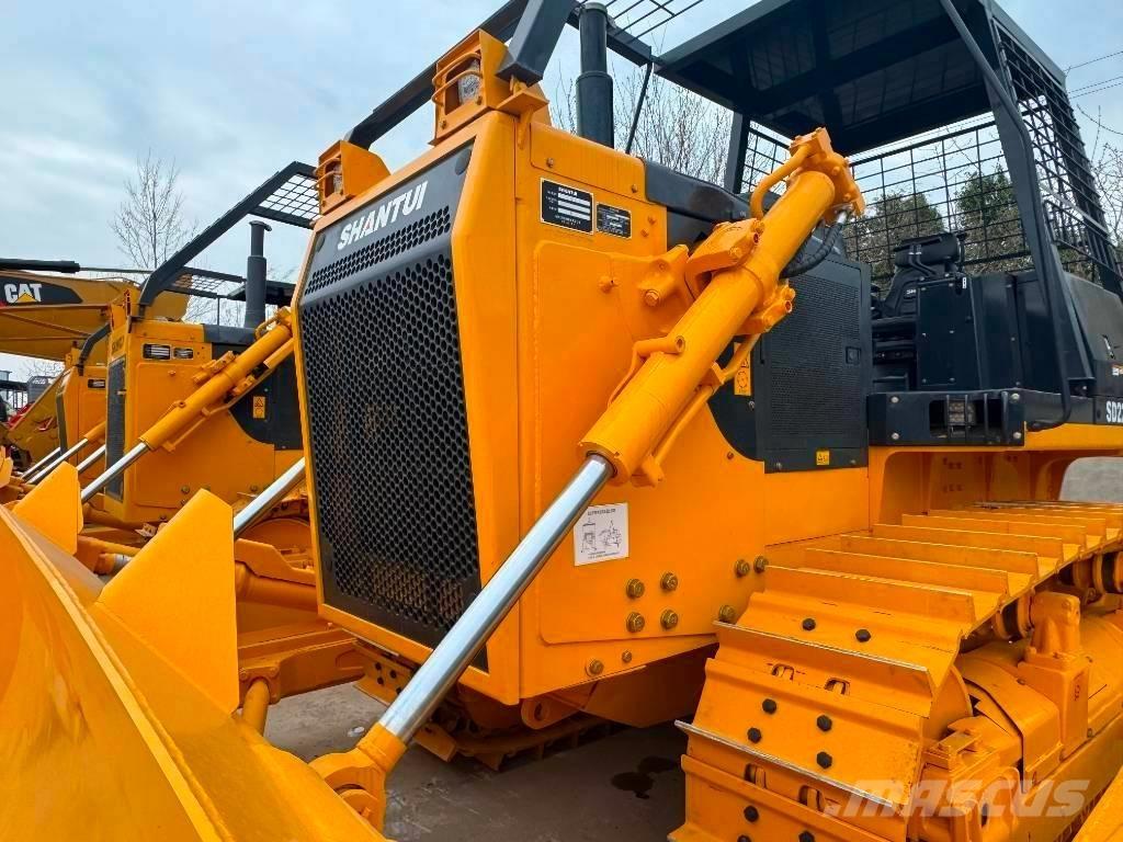 Shantui SD 22 F Buldozere pe senile
