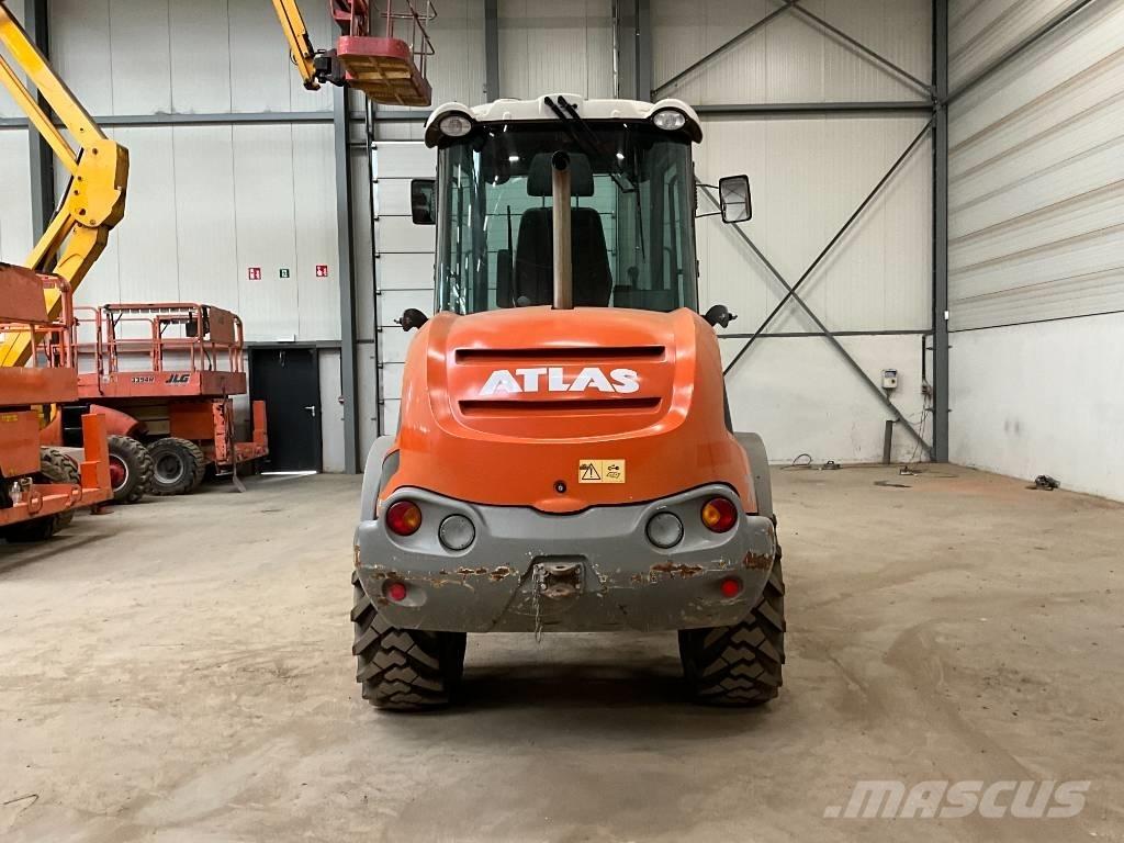 Atlas 75 E S Incarcator pe pneuri
