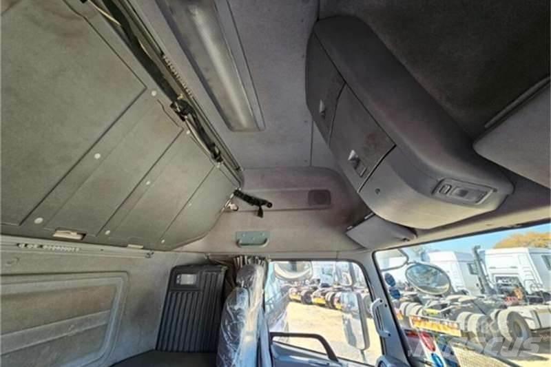UD TRUCKS QUON Altele