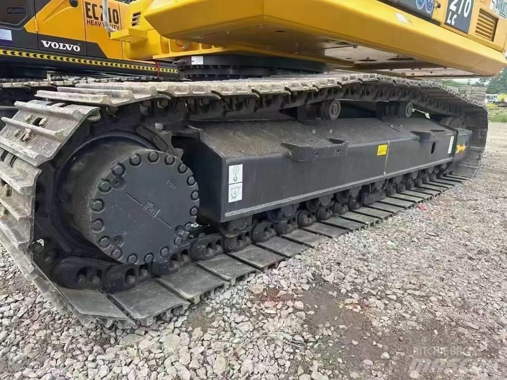 Komatsu 210-8 Excavatoare pe șenile
