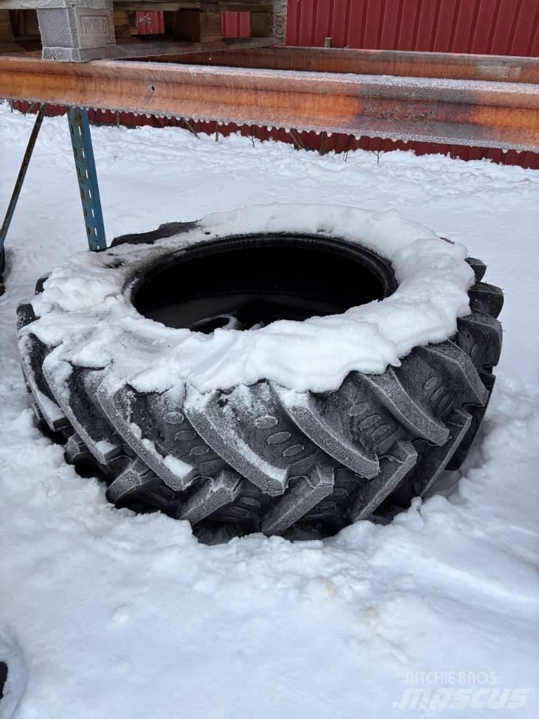 BKT 520/85R38 Roti