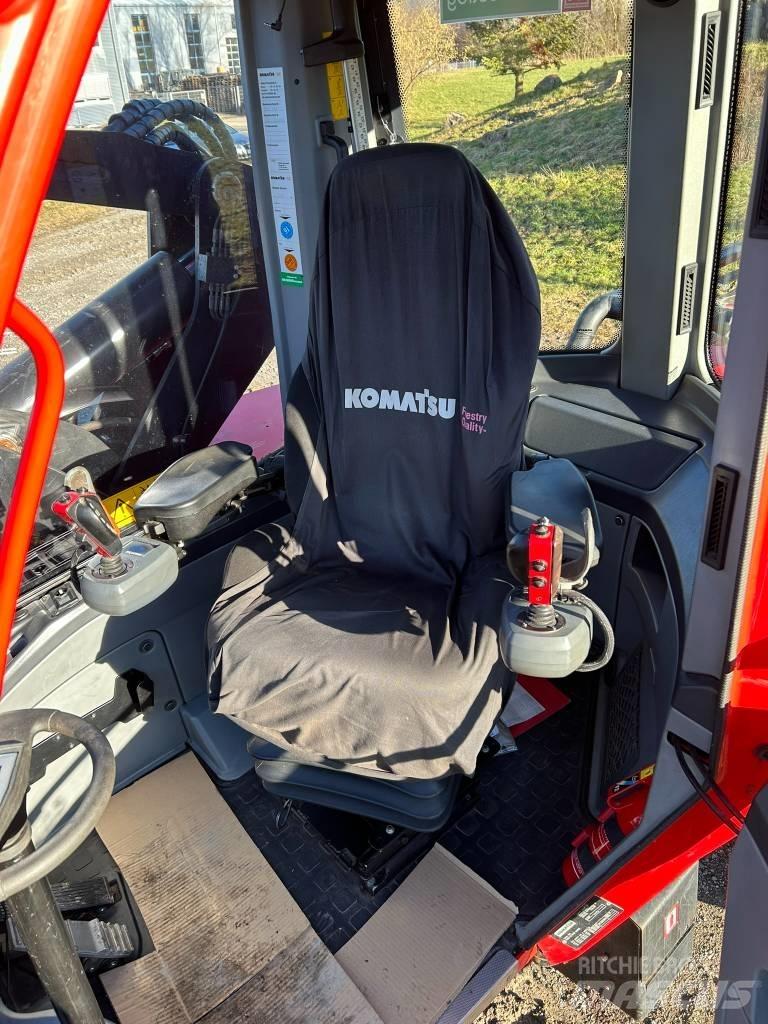 Komatsu 931 Combine forestiere