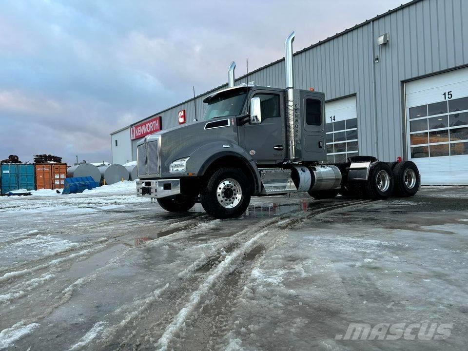 Kenworth T 880 Autotractoare