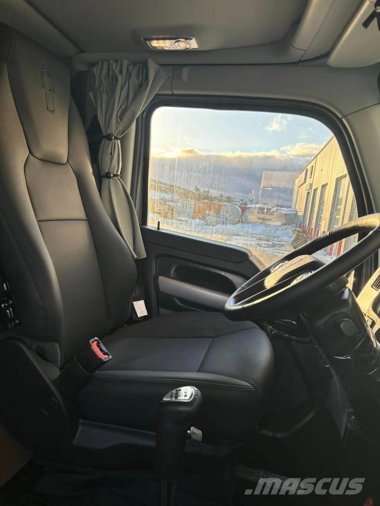 Kenworth T 880 Autotractoare