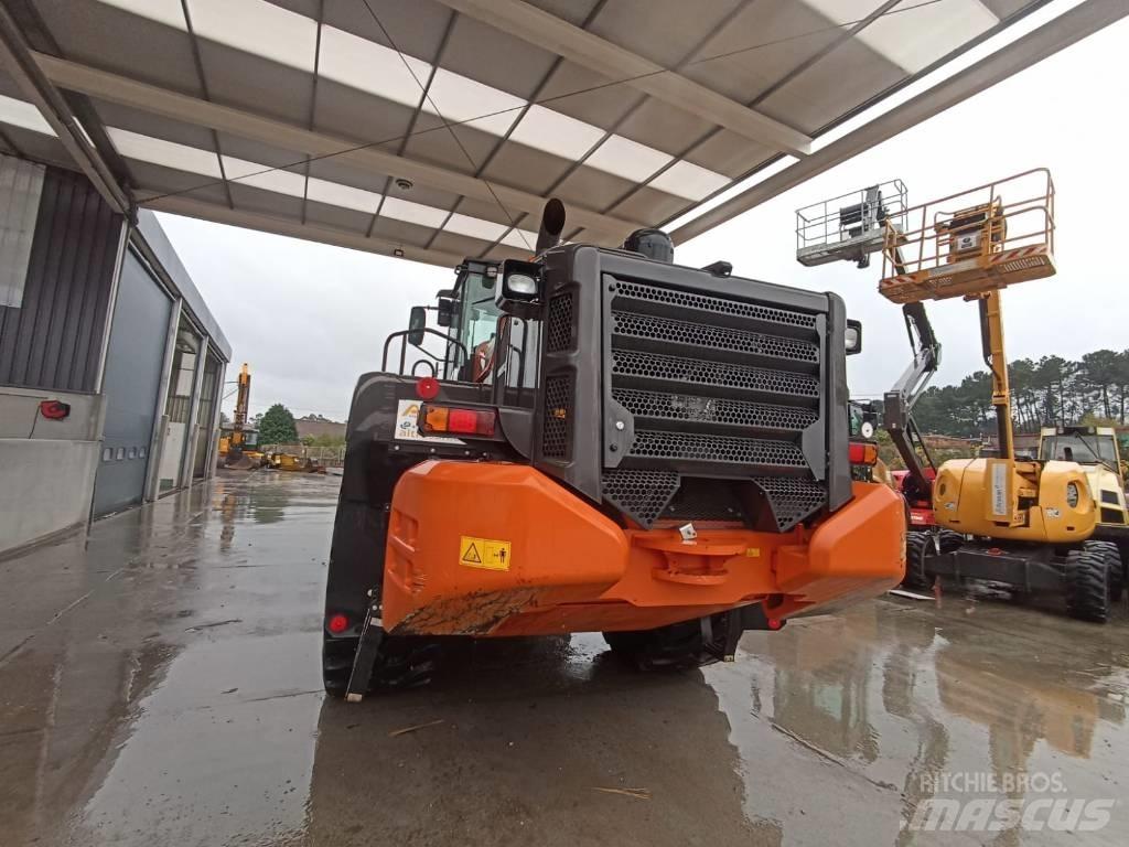 Hitachi ZW 310-6 Incarcator pe pneuri