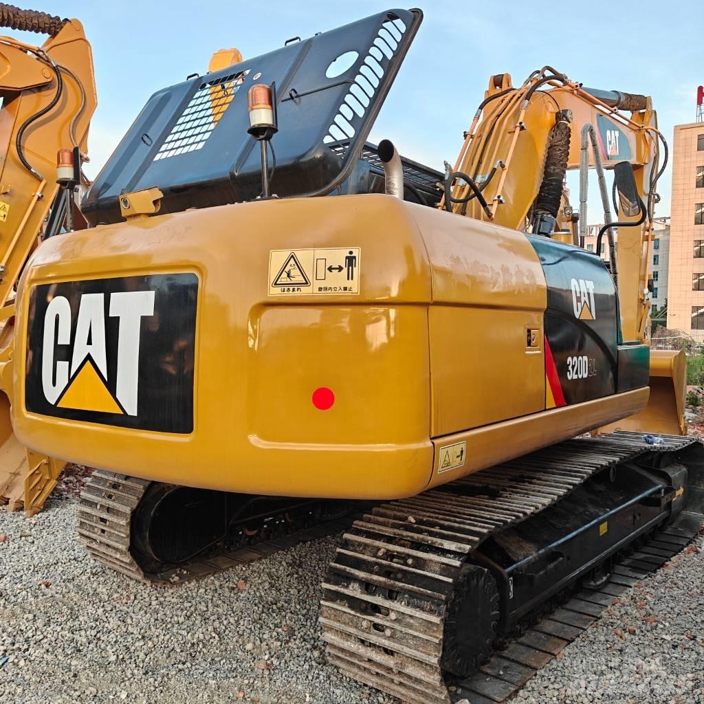 CAT 320D2L Excavatoare pe șenile
