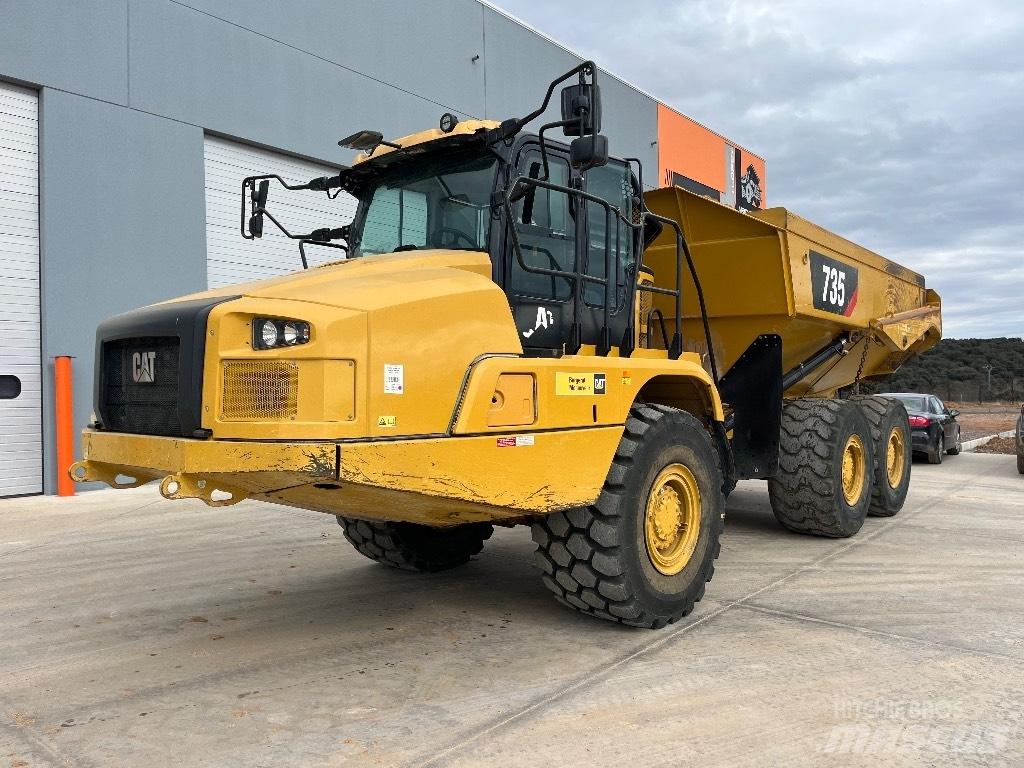 CAT 735 Transportoare articulate