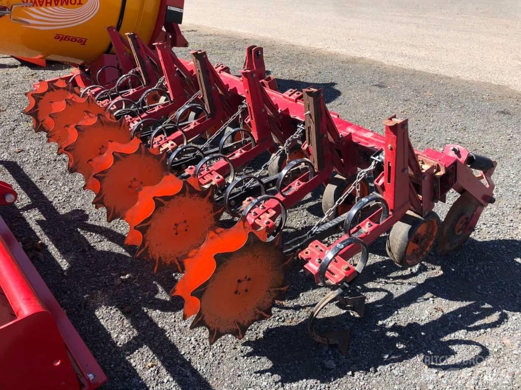 Kongskilde VBT 3.M Cultivatoare de recolte in randuri