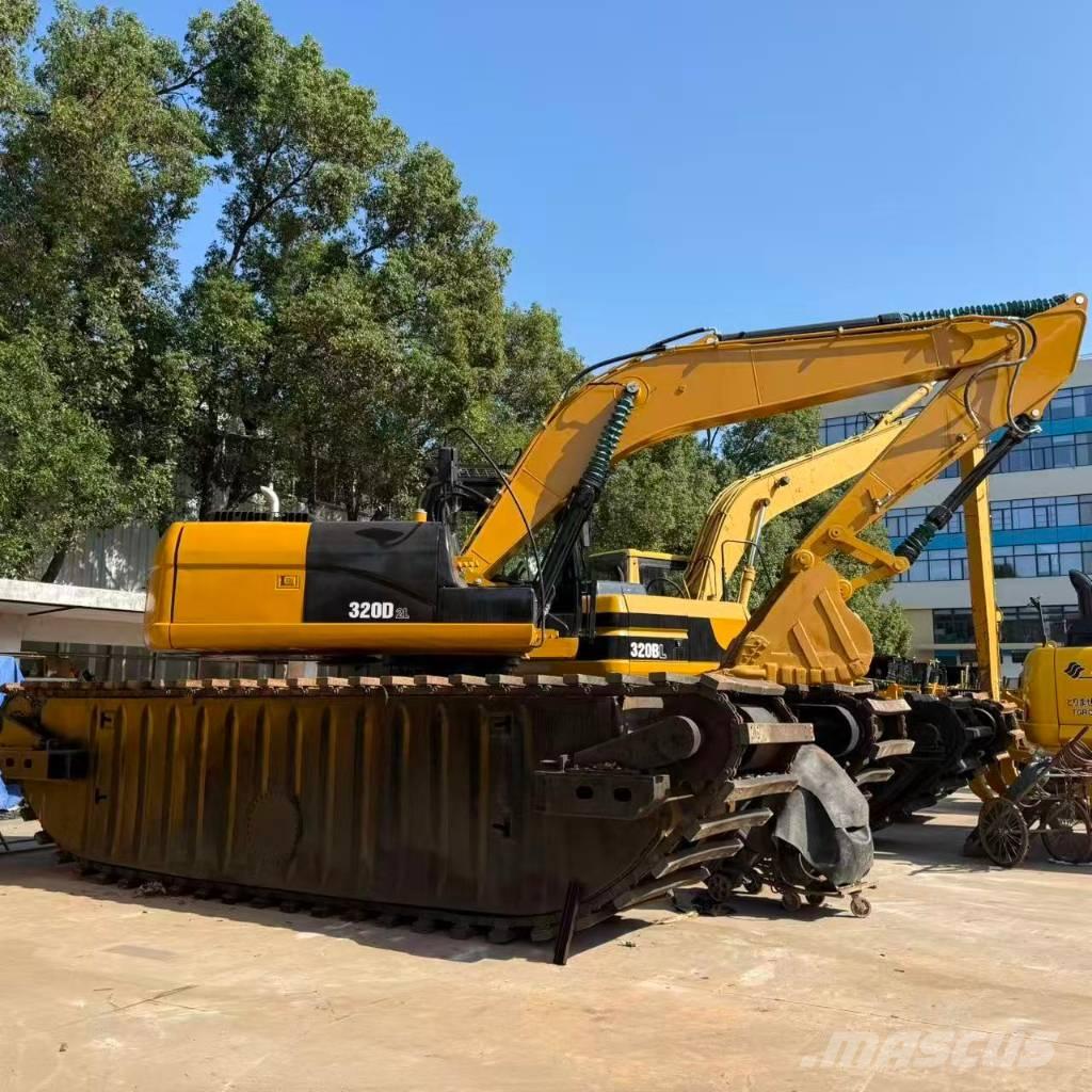 CAT 320D2 Excavator amfibiu