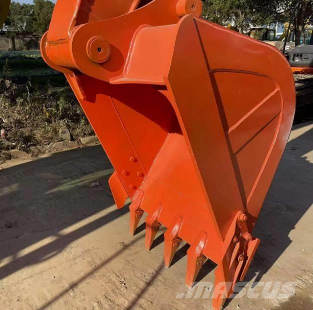 Hitachi ZX200 Excavatoare pe șenile
