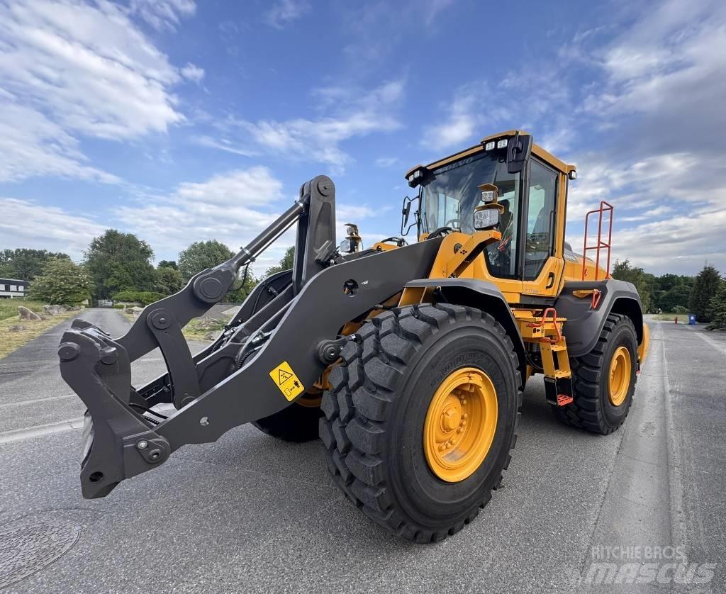 Volvo L 120 H2 Incarcator pe pneuri