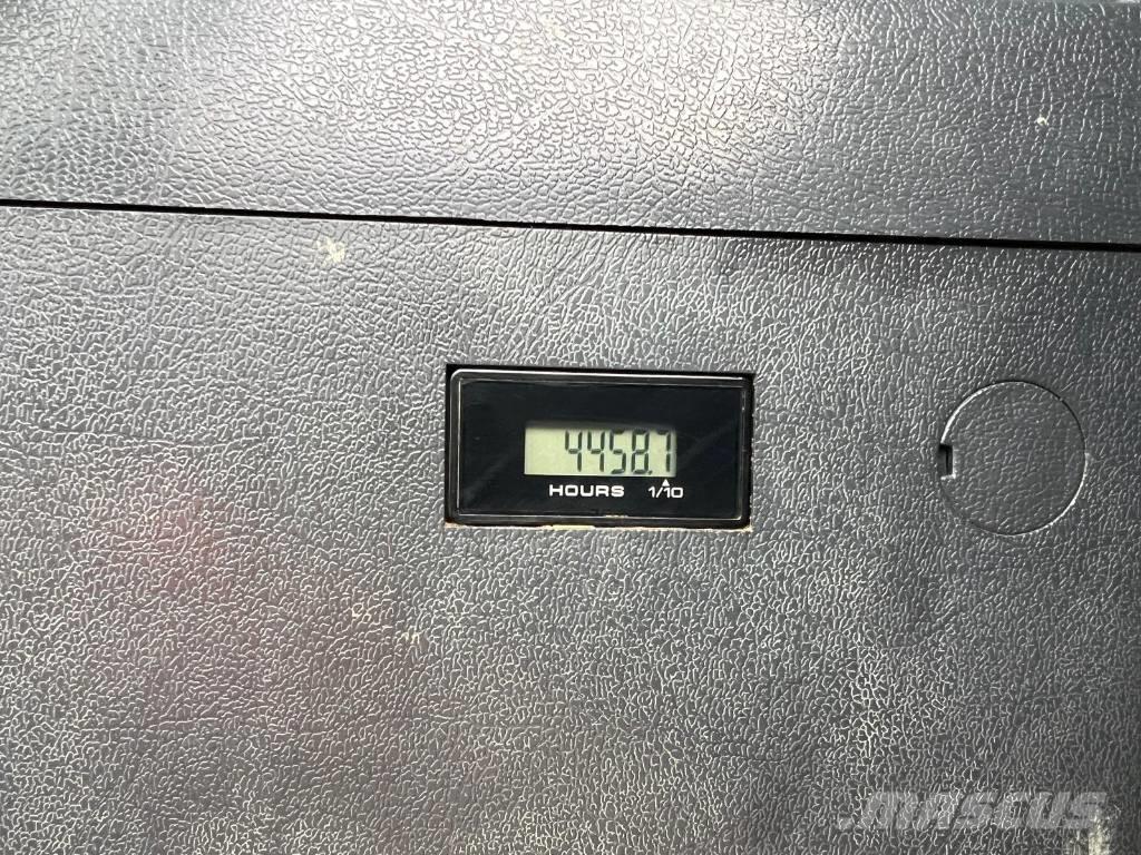 Hyundai HX 210 AL Excavatoare pe șenile
