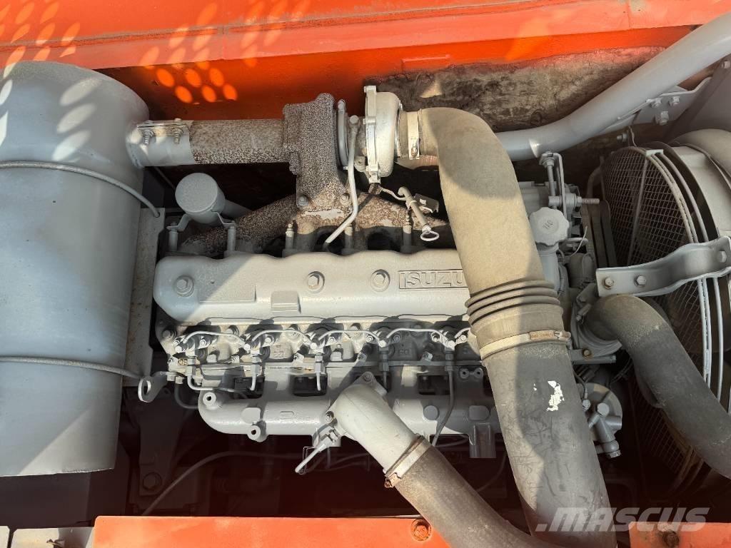 Hitachi ZX 240 Excavatoare pe șenile
