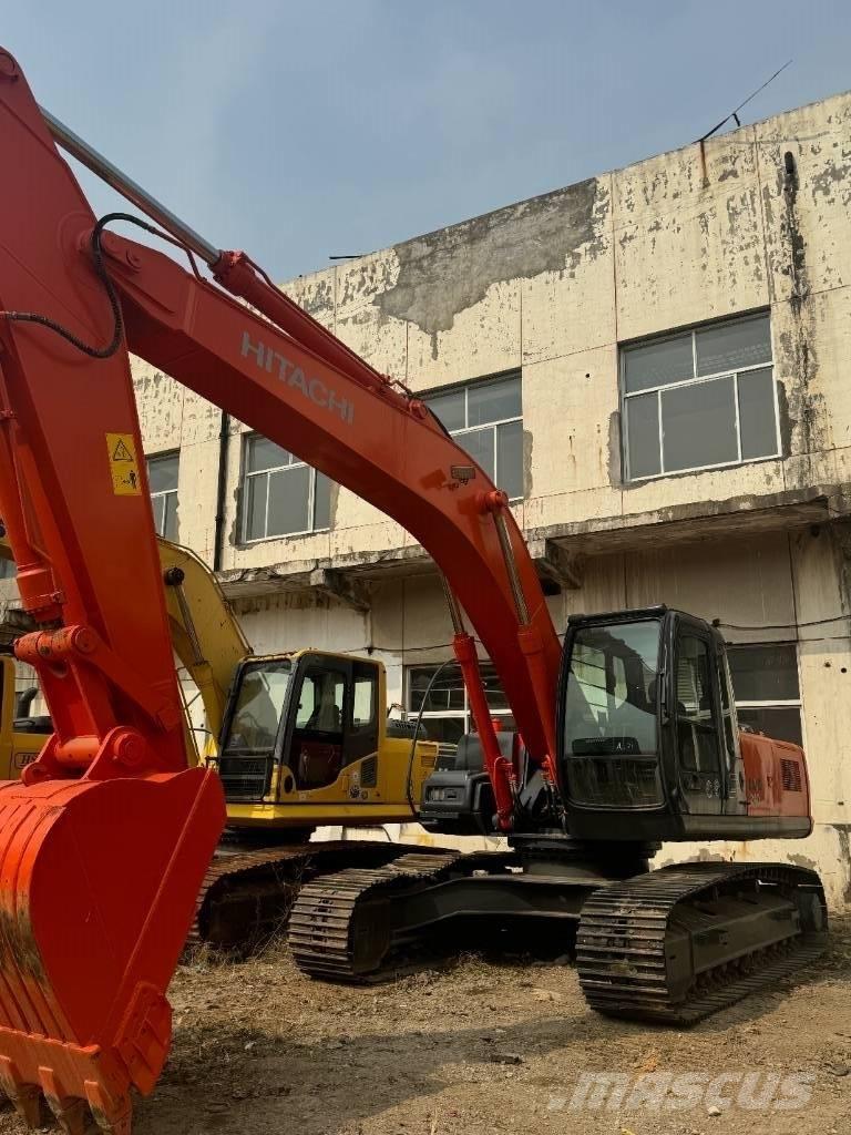 Hitachi ZX 240 Excavatoare pe șenile
