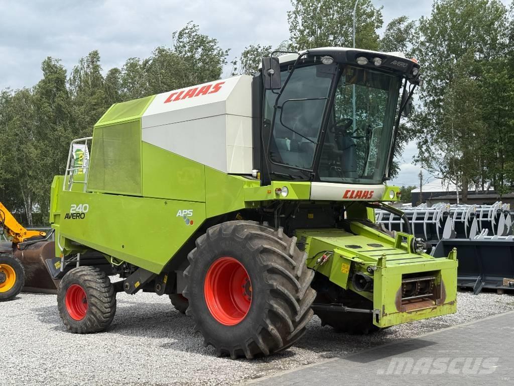 Claas Avero 240 Combine de secerat