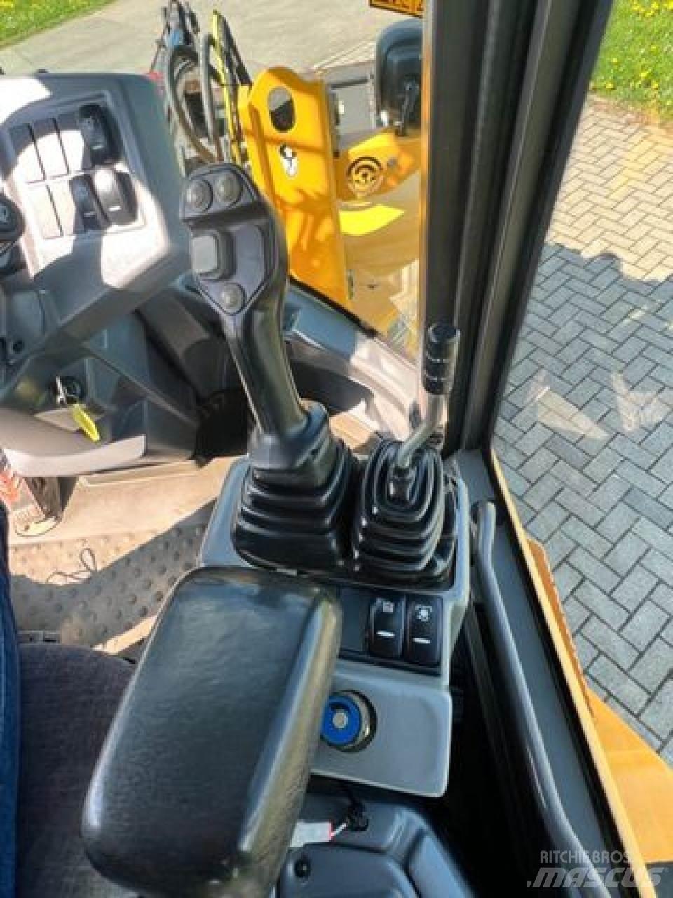 Volvo L30G Incarcator pe pneuri