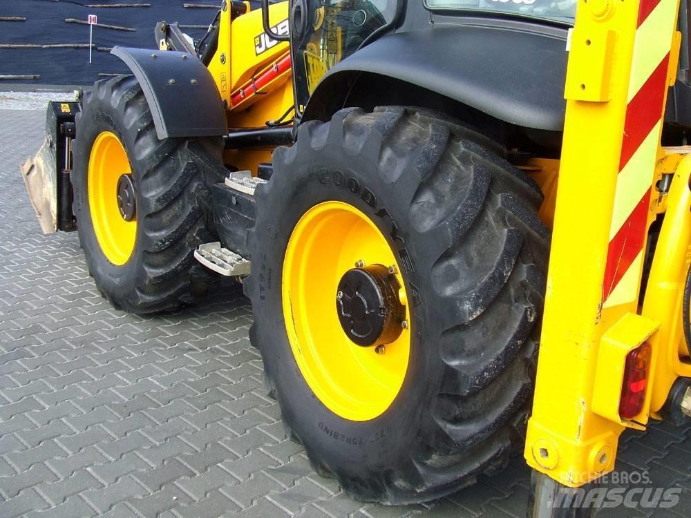 JCB 4CX Buldoexcavatoare