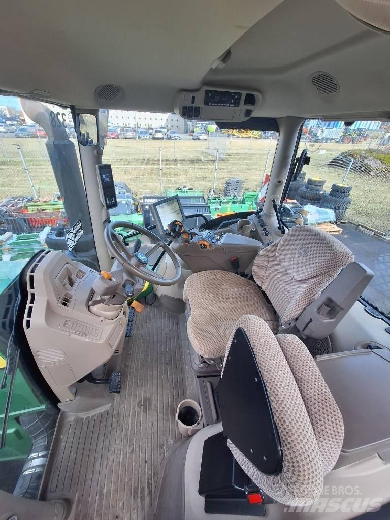 John Deere 6R250 Tractoare