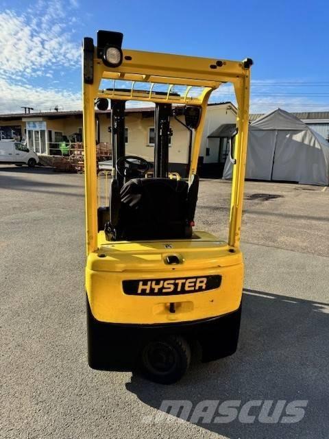 Hyster J1.5XNT Stivuitor electric