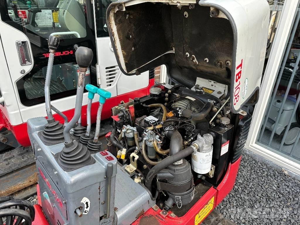 Takeuchi TB108 Mini excavatoare < 7t