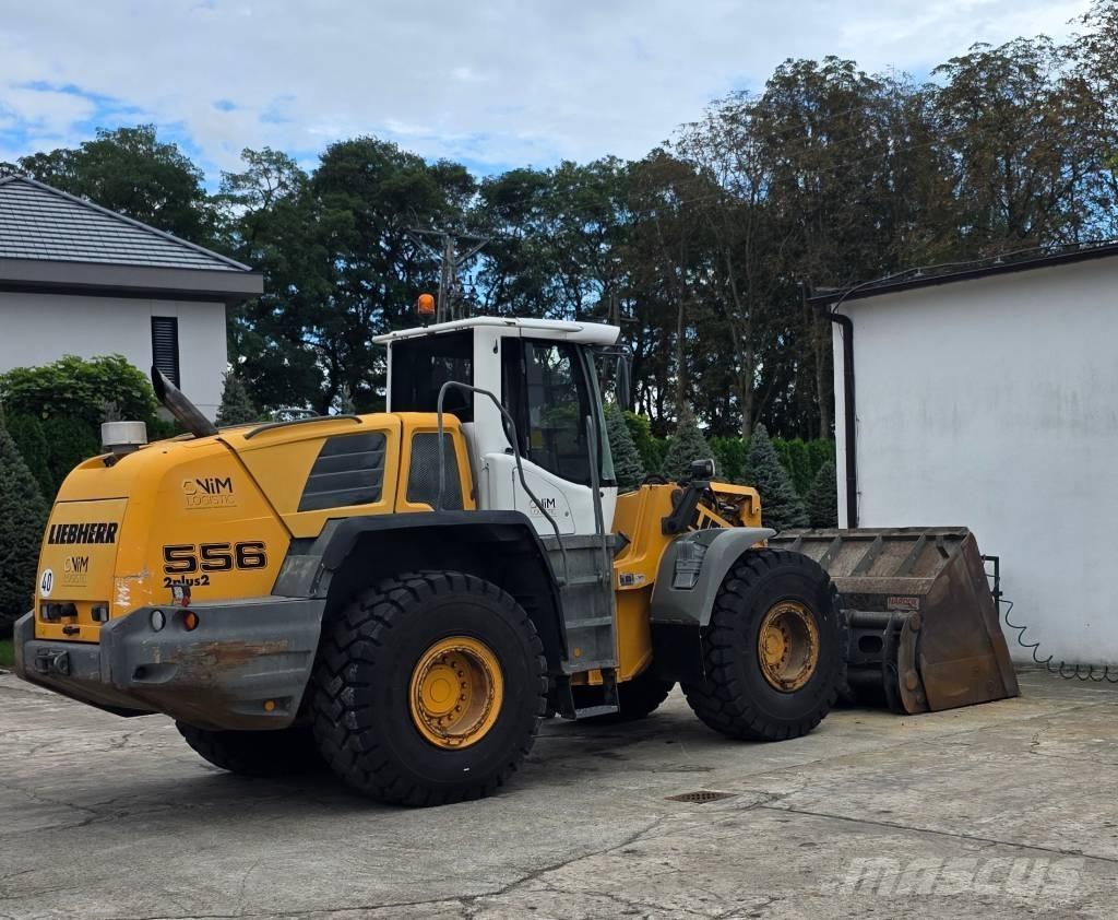 Liebherr L 556 Incarcator pe pneuri