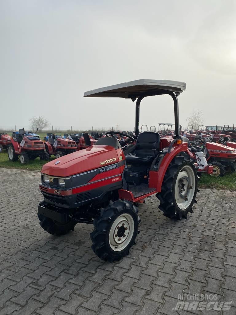 Mitsubishi MT200 Tractoare compacte