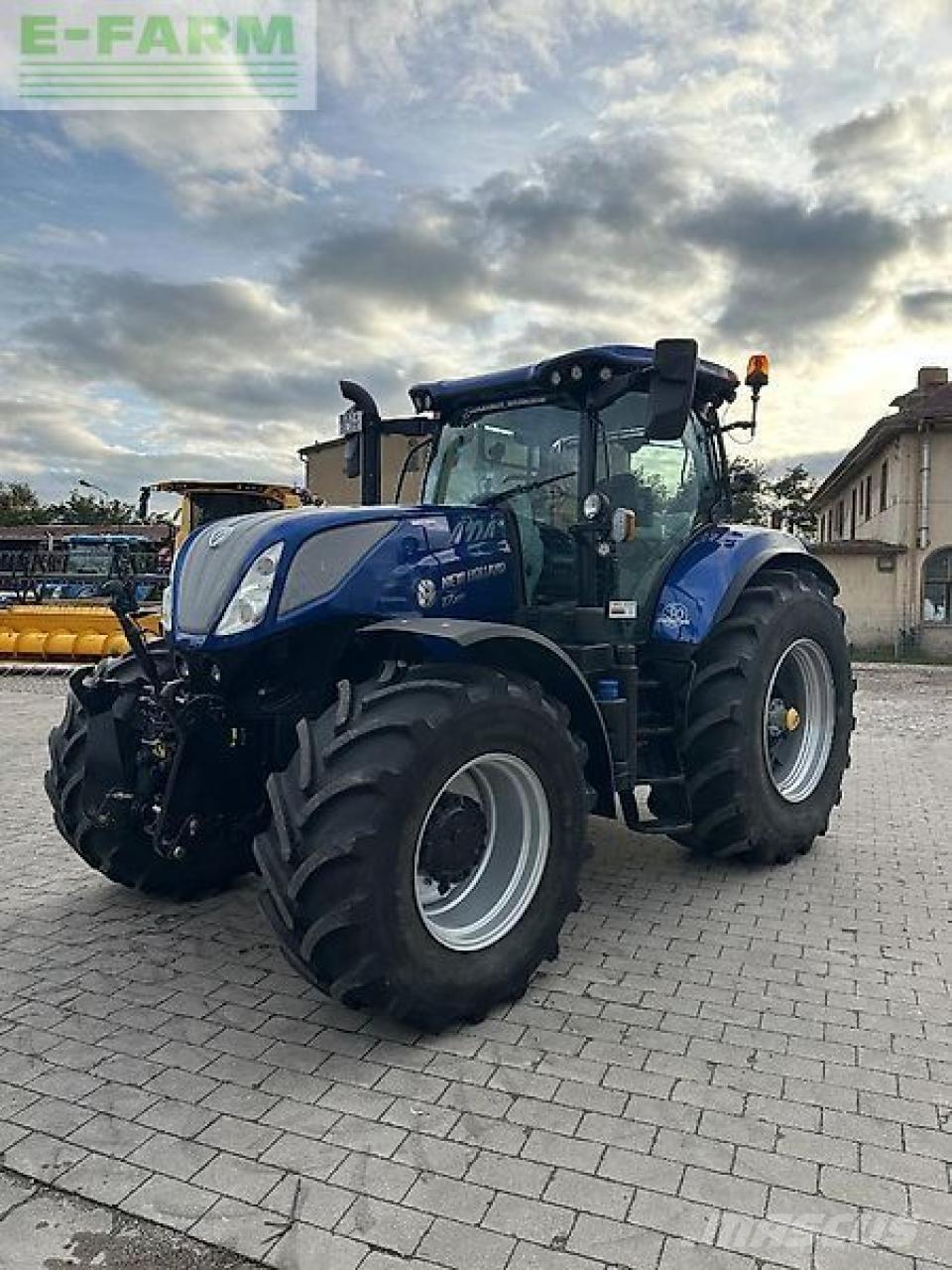 New Holland t7.270 Tractoare