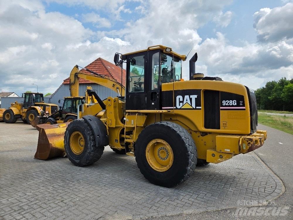 CAT 928G Incarcator pe pneuri