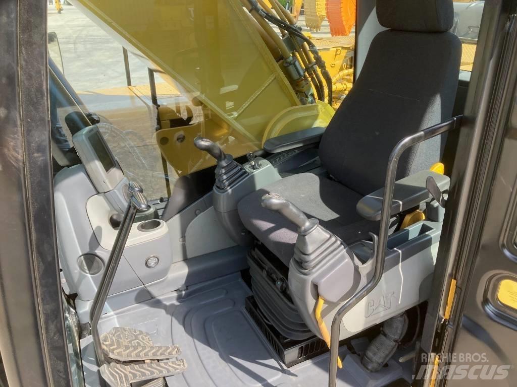 CAT 330 D L Excavatoare pe șenile
