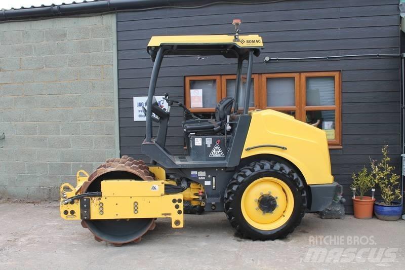 Bomag BW 124 P D H-5 Compactoare monocilindrice