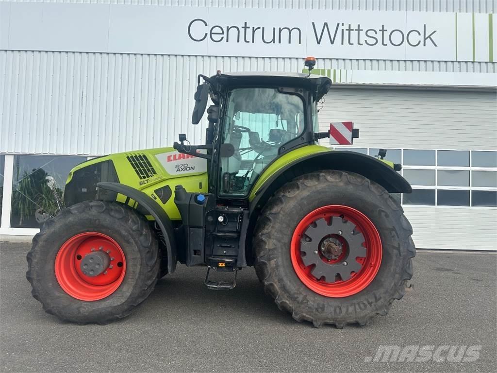 CLAAS Axion 870 Tractoare