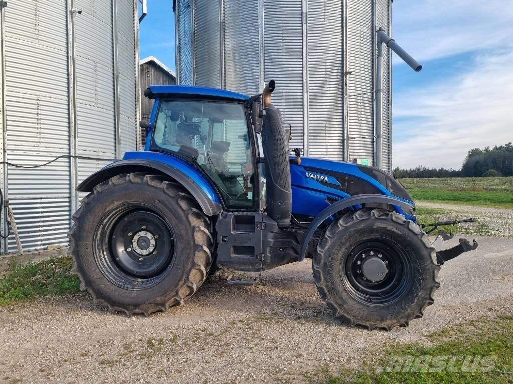 Valtra T 254 V Tractoare