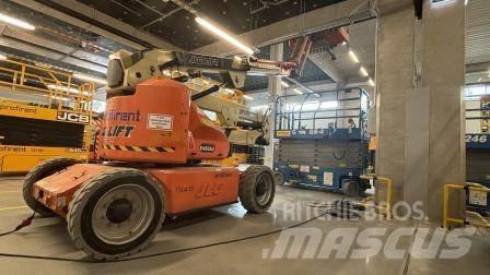 JLG E 450 AJ Nacele cu brat articulat