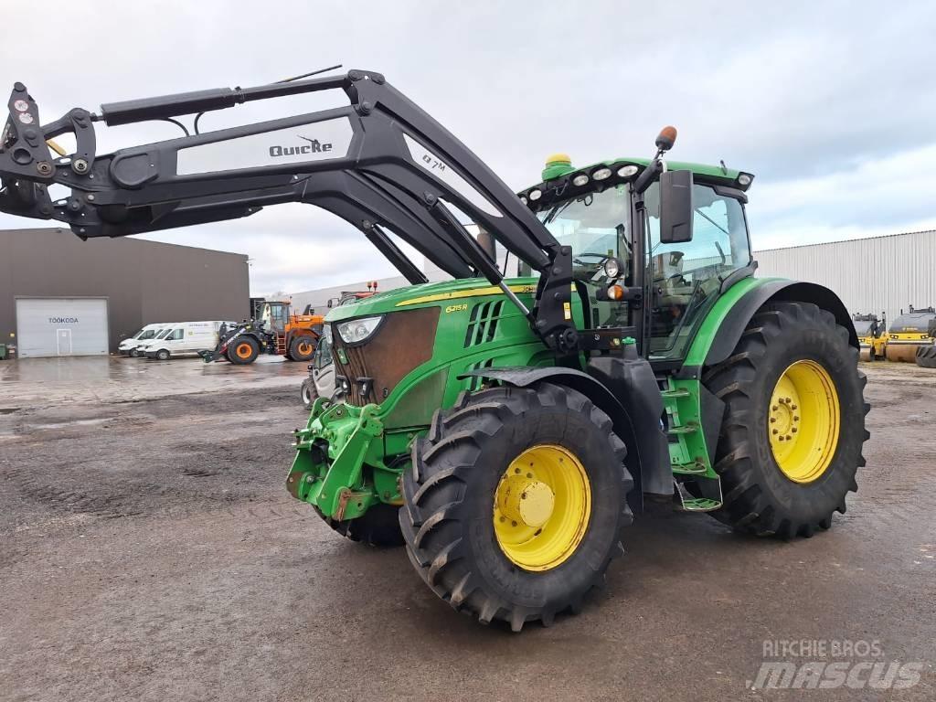 John Deere 6215R Tractoare