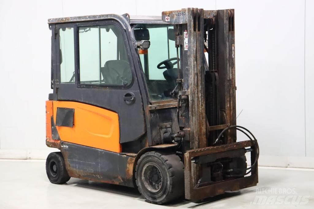 Doosan B35X-7 Stivuitor electric