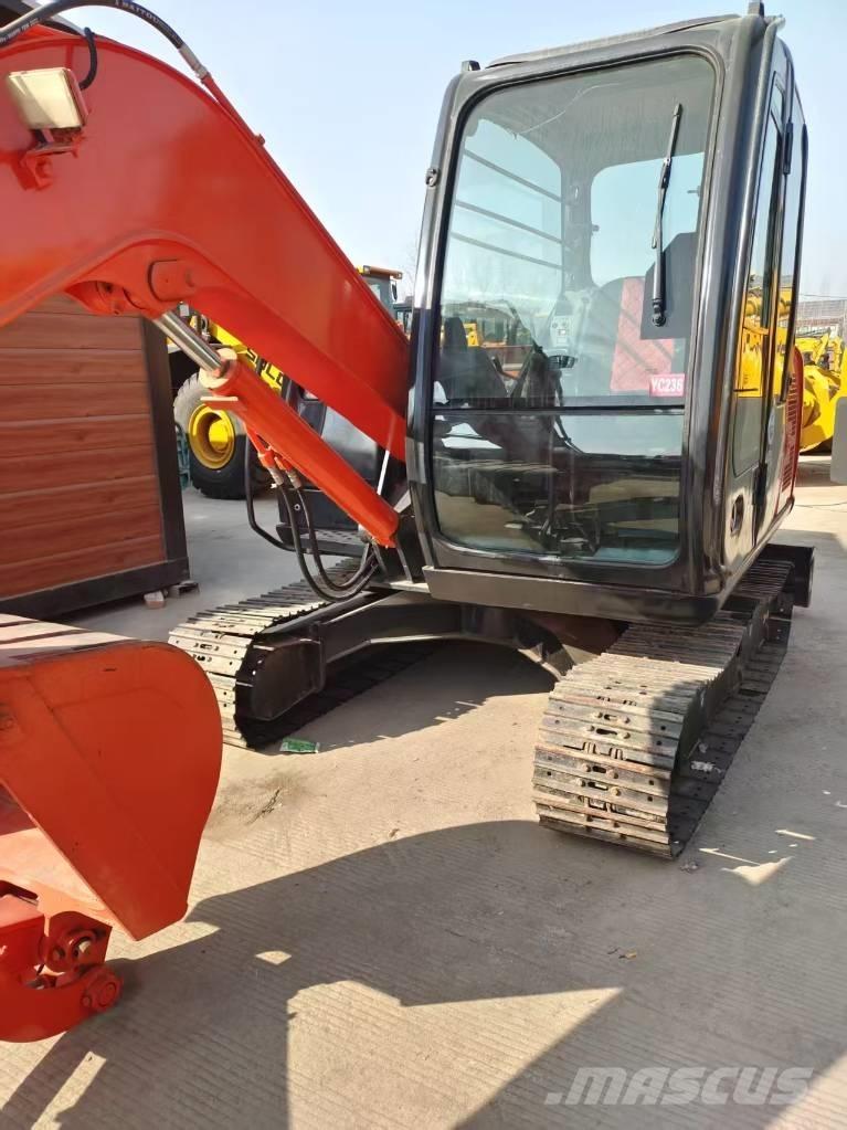 Hitachi ZX 60 Mini excavatoare < 7t