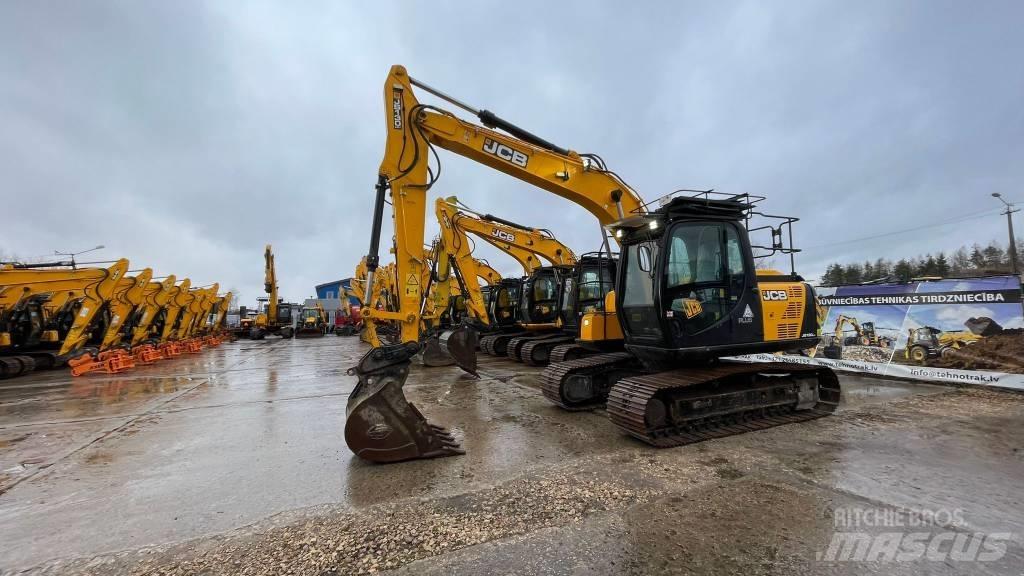 JCB JS 130 LC Excavatoare pe șenile
