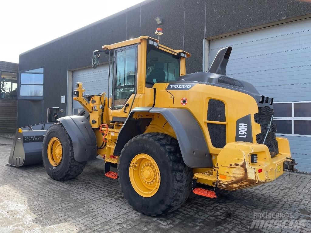 Volvo L90H Incarcator pe pneuri