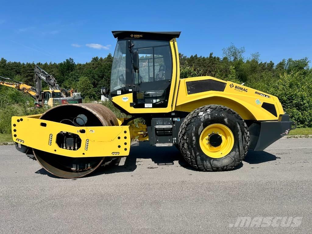 Bomag BW 213 D-5 Alti cilindri compactori