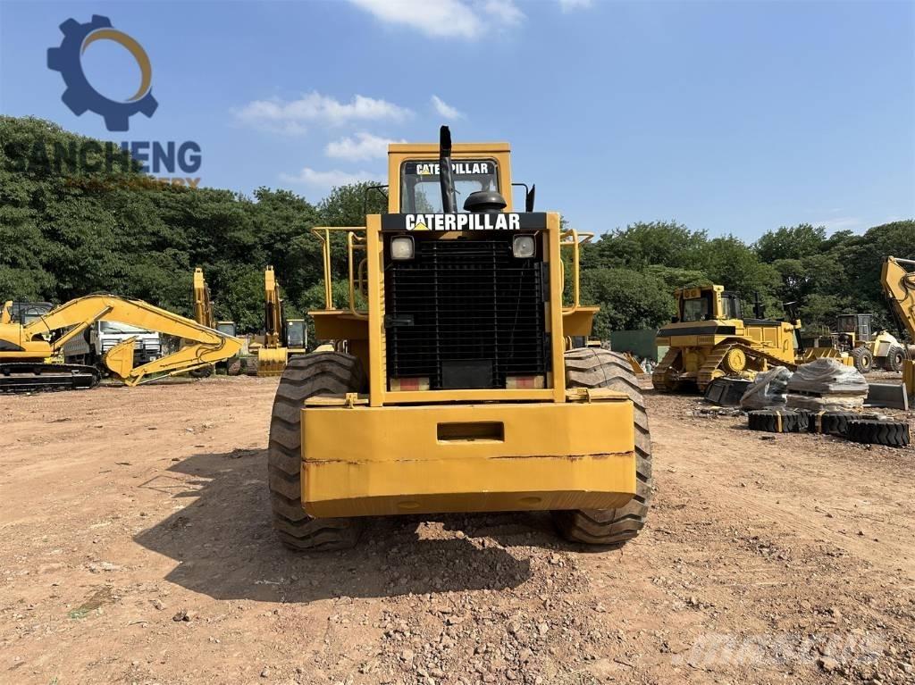 CAT 966C Incarcator pe pneuri