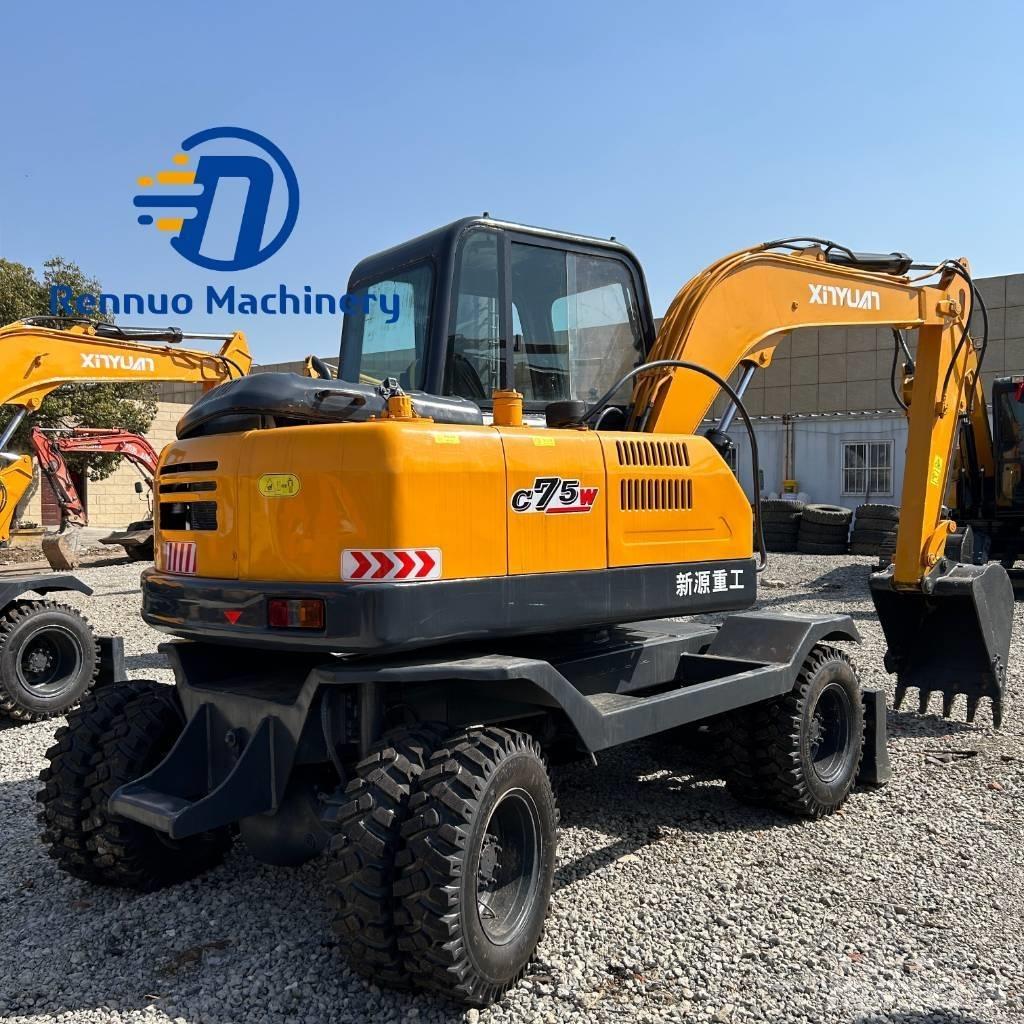 Xinyuan C75W Excavatoare cu roti